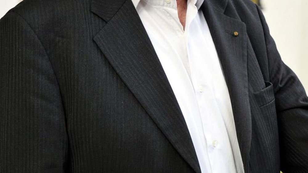 Jean-Pierre Carlier.Agroéconomiste, consultant indépendant. Entre 1969 et 2007, il a rempli différentes fonctions : directeur des Jeunes Agriculteurs et, à ce titre, participant à la création du fonds de solidarité céréaliers-éleveurs d'Unigrains ; chef de mission à l'inspection du Crédit agricole ; délégué général du Snia (Syndicat national de l'industrie de la nutrition animale) et, dans ce cadre, administrateur à la création de Sofiprotéol ; représentant d'Atla (Fnil-Fncl) auprès des institut