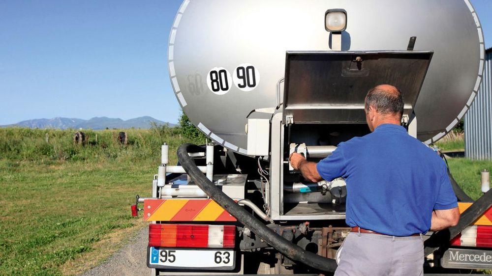 En montagne, la productivité horaire de la collecte est 2,6 fois moindre qu'en plaine. © JÉROME CHABANNE  
