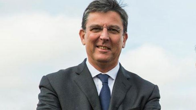 François Leroux, a été réélu président du Conseil de surveillance de la nouvelle coopérative Tereos SCA. François Leroux, a été réélu président du Conseil de surveillance de la nouvelle coopérative Tereos SCA.