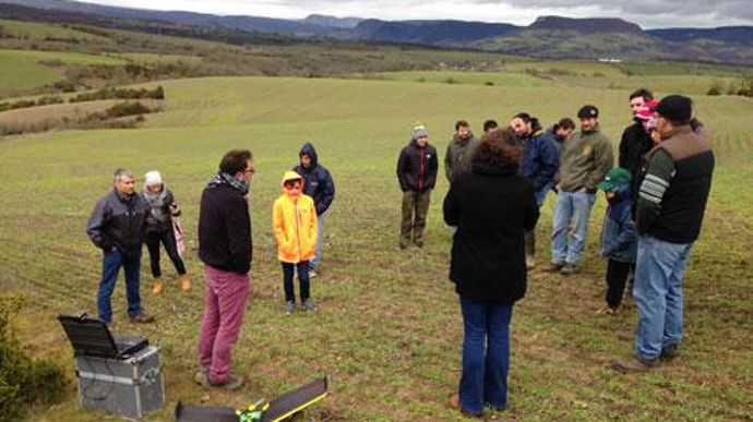  Une centaine de clients de Socopa ont assisté à des démonstrations d'acquisition d'images par drone.  Une centaine de clients de Socopa ont assisté à des démonstrations d'acquisition d'images par drone.