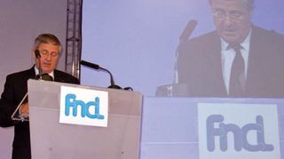 Gérard Budin, président sortant de la FNCL a, pour la énième fois, plaidé pour le renforcement du rôle du Cniel. Gérard Budin, président sortant de la FNCL a, pour la énième fois, plaidé pour le renforcement du rôle du Cniel.