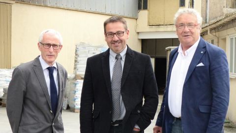 De gauche à droite, Bernard Richard, directeur d'Aubrun-Tartarin, Gilles Duquesnoy, directeur commercial, et Claude Beauchamp, président, ont présenté le nouveau nom et le nouveau logo de l'entreprise.M. COISNE