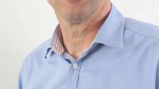 Dominique Chargé, 51 ans, est président de la Fédération nationale des coopératives laitières (FNCL)depuis 2010. Il est aussi président de Laïta (Bretagne-Pays de la Loire) depuis 2009. Il s'est installé en 1992 à La Rouxière (Loire-Atlantique) en Gaec avec son épouse et un associé. L'exploitation compte 160 ha dont 90 ha de cultures, 70 vaches pour 700 000 litres et un atelier de volailles classiques et sous label. Elle emploie un salarié. Dominique Chargé, 51 ans, est président de la Fédération nationale des coopératives laitières (FNCL)depuis 2010. Il est aussi président de Laïta (Bretagne-Pays de la Loire) depuis 2009. Il s'est installé en 1992 à La Rouxière (Loire-Atlantique) en Gaec avec son épouse et un associé. L'exploitation compte 160 ha dont 90 ha de cultures, 70 vaches pour 700 000 litres et un atelier de volailles classiques et sous label. Elle emploie un salarié.