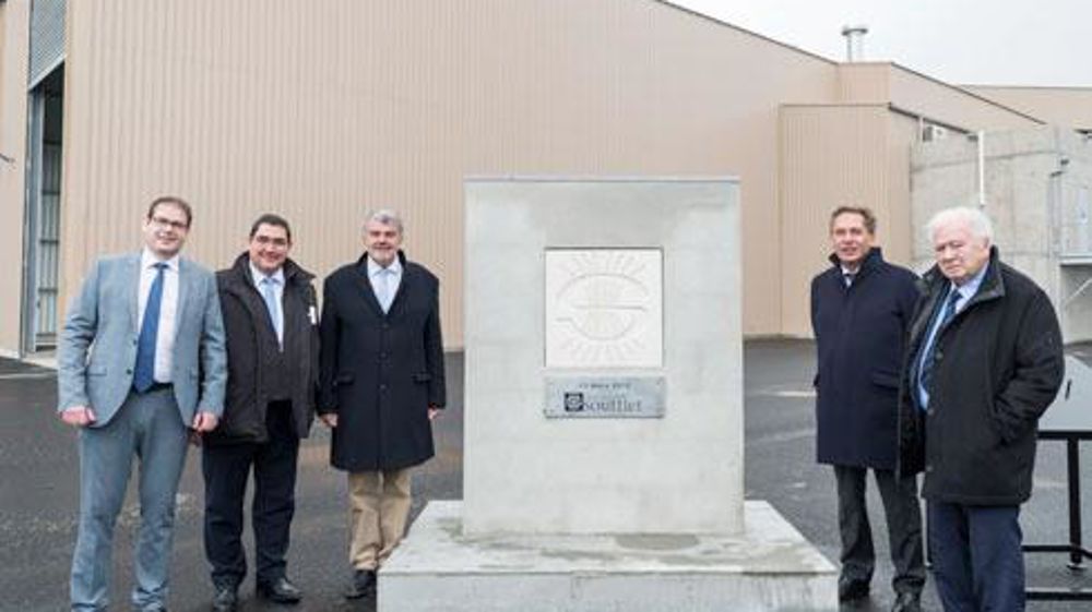 Michel Soufflet, président du conseil de surveillance de Groupe Soufflet (à droite), Jean-Michel Soufflet, président du directoire, Jean-François Fountaine, maire de la Rochelle, Thierry Hautier, président du conseil de surveillance du port de La Rochelle, Michel Puyrazat, directeur du port, lors de l'inauguration du nouveau silo Chef de Baie à La Pallice. © GABOR CHRIS/SOUFFLET Michel Soufflet, président du conseil de surveillance de Groupe Soufflet (à droite), Jean-Michel Soufflet, président d Michel Soufflet, président du conseil de surveillance de Groupe Soufflet (à droite), Jean-Michel Soufflet, président du directoire, Jean-François Fountaine, maire de la Rochelle, Thierry Hautier, président du conseil de surveillance du port de La Rochelle, Michel Puyrazat, directeur du port, lors de l'inauguration du nouveau silo Chef de Baie à La Pallice. © GABOR CHRIS/SOUFFLET Michel Soufflet, président du conseil de surveillance de Groupe Soufflet (à droite), Jean-Michel Soufflet, président d