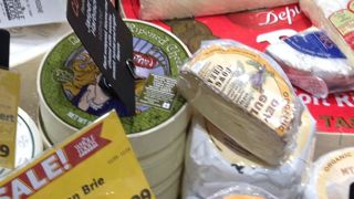 Déjà présents dans les rayons américains, les fromages français pourraient progresser encore en cas d'accord sur une baisse des droits de douane.© P.L.C. Déjà présents dans les rayons américains, les fromages français pourraient progresser encore en cas d'accord sur une baisse des droits de douane.© P.L.C.