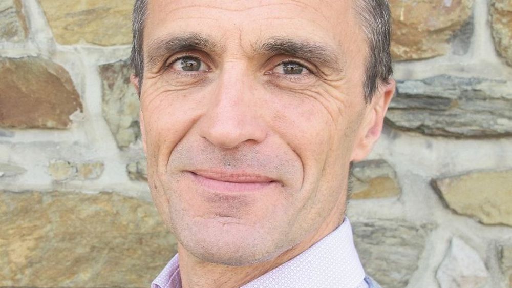 CHRISTOPHE AUDOUIN, DIRECTEUR GÉNÉRAL DE LA MARQUE LES 2 VACHES (GROUPE DANONE)