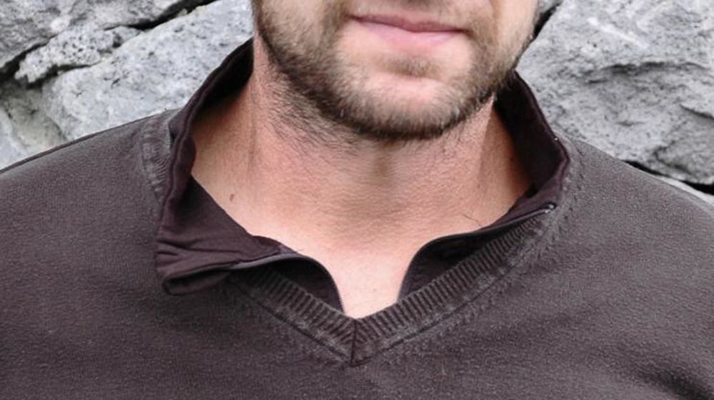 Nicolas Laurent 33 ans, en Gaec avec trois associés sur 100 ha (production de 600 000 l de lait et de cerises de table), à Ancy (Rhône). Président de l'Association des producteurs de lait des monts de Tarare (90 producteurs livrant à Lactalis) et, à ce titre, trésorier de l'APLSE (Association des producteurs Lactalis du Sud-Est), organisation de producteurs adhérente de l'Association des OP du Sud-Est qu'il préside aussi.© J.-M.V.