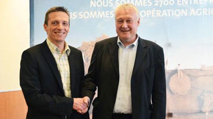 Après quatre ans comme administrateur, Rodolphe Couturier succède à Gilles Gousseau à la présidence de Coop de France Centre. © A. RICHARD Après quatre ans comme administrateur, Rodolphe Couturier succède à Gilles Gousseau à la présidence de Coop de France Centre. © A. RICHARD