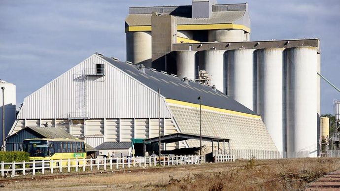 La nouvelle entité devrait collecter 440 000 t de céréales et peser plus de 150 M€ de CA (ici, le silo de Brou de la coopérative de Bonneval).