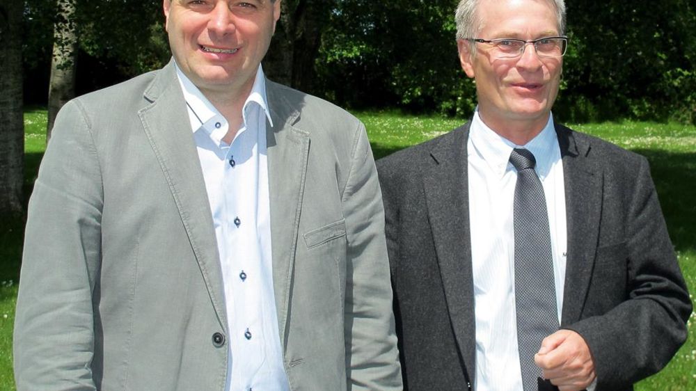 À gauche, Thierry Hulmer, président, avec François Quesnel, directeur de Littoral Normand. © C.H.