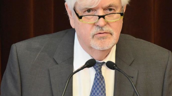 Le président Bernard Fresard : « Le code de bonnes pratiques validé fin 1996 qui encadrait les suppléments nutritionnels ne doit plus être utilisé comme guide de référence. »Y. BOLOH