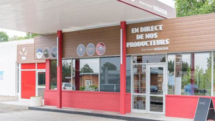 La première boutique « En direct de nos producteurs » (50 m²) a ouvert à Aire-sur-l'Adour la semaine dernière et propose environ 500 références. La seconde ouvrira en juin à Saint-Sever. © MAÏSADOUR La première boutique « En direct de nos producteurs » (50 m²) a ouvert à Aire-sur-l'Adour la semaine dernière et propose environ 500 références. La seconde ouvrira en juin à Saint-Sever. © MAÏSADOUR