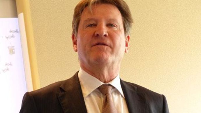 « Notre objectif, à travers ce rachat, est de poursuivre le développement de la marque Eridania et de conquérir de nouvelles parts de marché », précise Alain Commissaire, directeur général du groupe Cristal Union. © R. FOURREAUX « Notre objectif, à travers ce rachat, est de poursuivre le développement de la marque Eridania et de conquérir de nouvelles parts de marché », précise Alain Commissaire, directeur général du groupe Cristal Union. © R. FOURREAUX