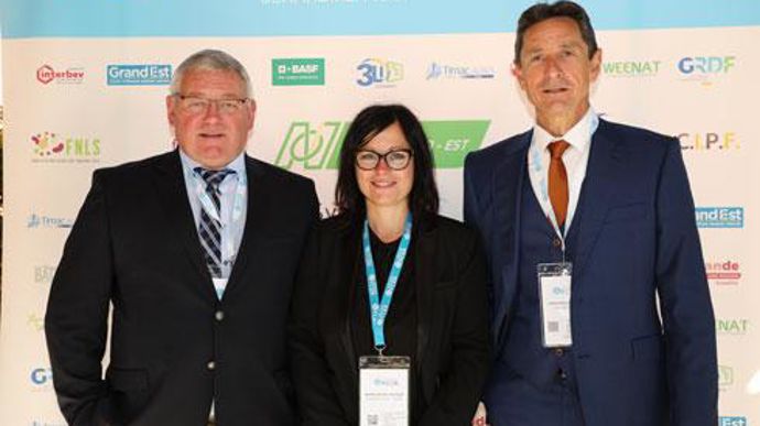Jean-Jacques Vaesken, président de Négoce Nord-Est, Marie-Sophie Curtelet, déléguée régionale, et Christian Degrange, trésorier. Jean-Jacques Vaesken, président de Négoce Nord-Est, Marie-Sophie Curtelet, déléguée régionale, et Christian Degrange, trésorier.