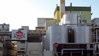 Pour Lactalis, la renégociation du contrat n'est pas à l'ordre du jour. Pour Lactalis, la renégociation du contrat n'est pas à l'ordre du jour.
