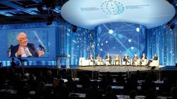 Pour les 2 800 participants, provenant de 91 pays, dont l'intellectuel Riccardo Petrella (photo) ou l'ex-secrétaire d'Etat des Etats-Unis, Madeleine K. Albright, les coopératives agricoles incarnent une stabilité nourricière dans un monde qui comptera 9 milliards d'habitants d'ici à 2050. N. MESLY