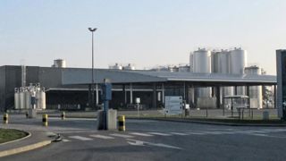 La Prospérité Fermière, à Saint-Pol-sur-Ternoise : après avoir inauguré une nouvelle tour de séchage en 2014, la coopérative projette de doubler ses volumes d'ici à 2025 et ne ferme pas la porte à l'idée d'une nouvelle tour de séchage dès 2016 dans le cadre d'un investissement collectif. La Prospérité Fermière, à Saint-Pol-sur-Ternoise : après avoir inauguré une nouvelle tour de séchage en 2014, la coopérative projette de doubler ses volumes d'ici à 2025 et ne ferme pas la porte à l'idée d'une nouvelle tour de séchage dès 2016 dans le cadre d'un investissement collectif.