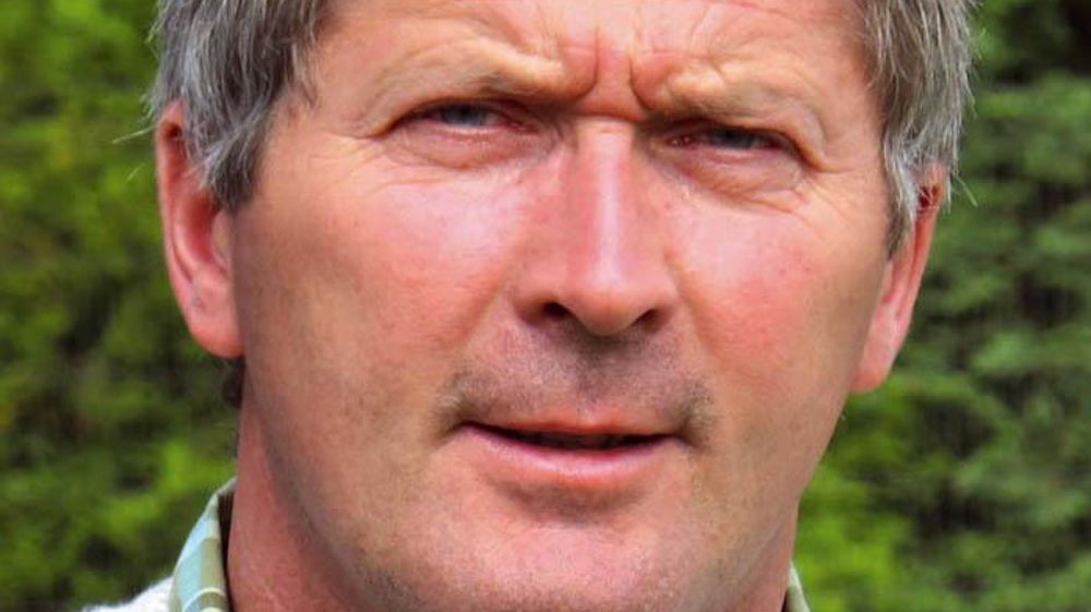 Gilles Desgrousilliers est éleveur en Gaec à Canlers (Pas-de-Calais), où il produit 750 000 l de lait. Il entame sa deuxième campagne à la présidence de la Prospérité Fermière. La deuxième coopérative du bassin Nord- Picardie (après Sodiaal) collecte 376 millions de litres et transforme un total de 550 Ml, selon un mix-produits : 90 % d'ingrédients laitiers (poudres maigre et grasse, protéines, produits de santé) et 10 % de lait de consommation. Un tiers de son chiffre d'affaires (420 M€) est ré