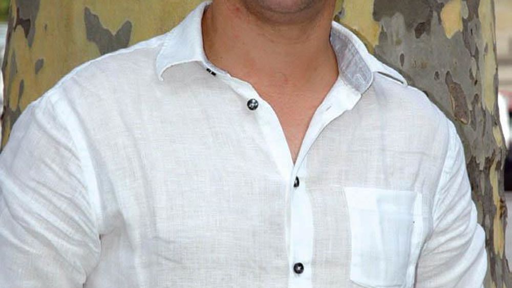 Jérôme Chapon, 31 ans, vice-président des JA, en charge notamment des dossiers lait-coopération-Union européenne et international. Installé en Gaec à Notre-Dame-de-Cenilly (Manche). Avec ses deux associés, il produit du lait (160 vaches) livré à Lactalis et élève 150 taurillons sur 150 ha (95 ha de maïs, 15 ha de céréales et 40 ha de prairie).© J-M. V.