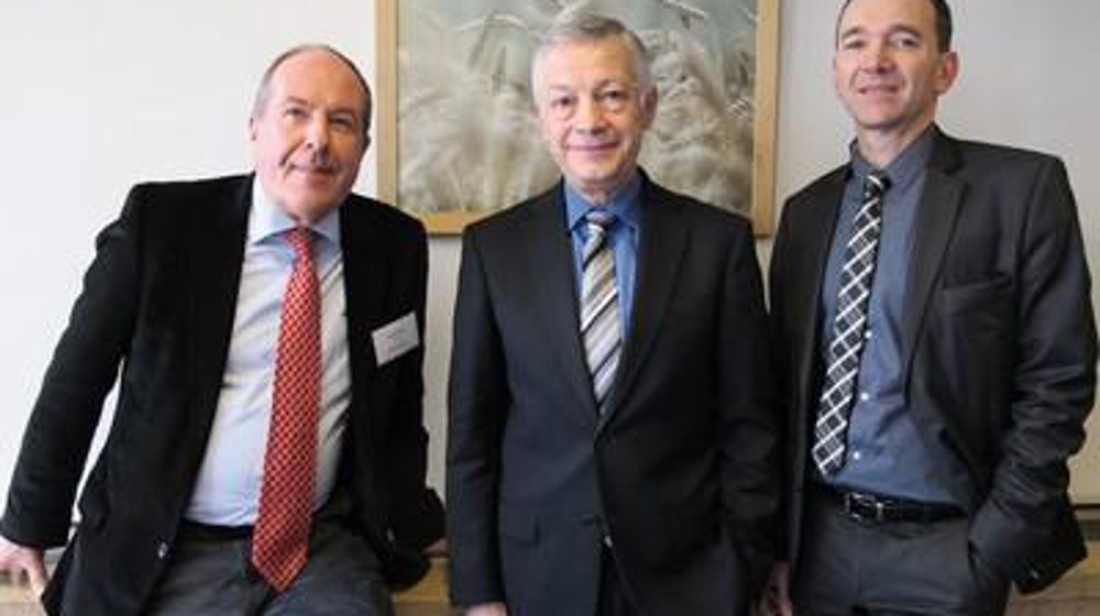 Philippe Mangin, président, Patrice Gollier, DG, et Jérôme Calleau, président délégué d'InVivo. L'union équilibre son activité en France par le développement à l'international.H. LAURANDEL