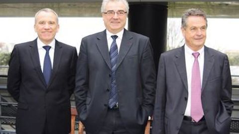 Alain Le Floch, directeur général, Pascal Prot, président, et Christian Rousseau, président délégué à l'agriculture et à l'innovation : « Notre groupe est maintenant en ordre de marche sur ses métiers majeurs que sont l'activité agricole, la meunerie et la malterie. »C. URVOY