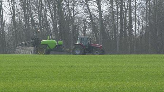 L'arrêté définit 20 premières fiches actions, portant par exemple sur l'utilisation d'OAD en fongicides. © P. CRAPON/GFA L'arrêté définit 20 premières fiches actions, portant par exemple sur l'utilisation d'OAD en fongicides. © P. CRAPON/GFA