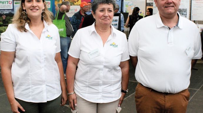 Françoise-Emmanuelle Boussinesq, directrice opérationnelle, entourée d'Adeline Coustenoble et Régis Begaud, responsables de Fertil'ID.B. CAILLIEZ