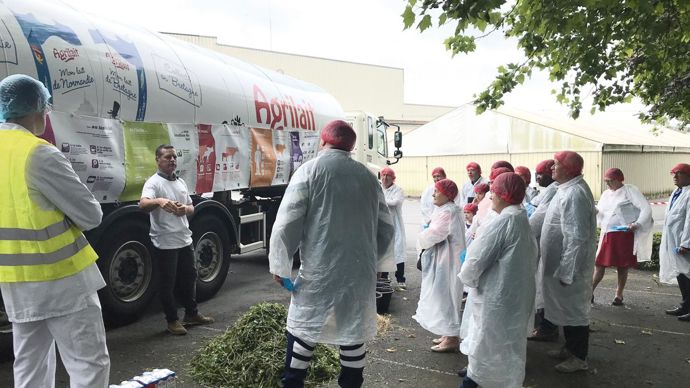 Porte ouverte à la laiterie Coralis (marque Agrilait), du groupe Agrial,à Cesson-Sévigné, en Ille-et-Vilaine.COOP DE FRANCE