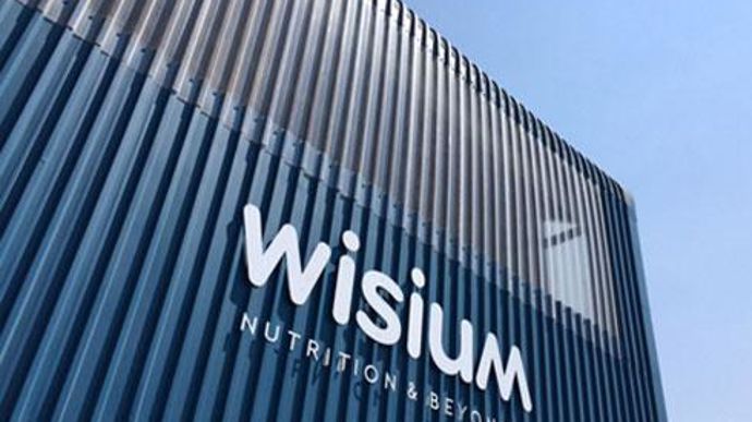 Wisium, la marque internationale de prémix de Neovia, s'affiche avec le nouveau centre de distribution et de stockage de plus de 1 000 m2 à Brits, près de Johannesburg. Wisium, la marque internationale de prémix de Neovia, s'affiche avec le nouveau centre de distribution et de stockage de plus de 1 000 m2 à Brits, près de Johannesburg.