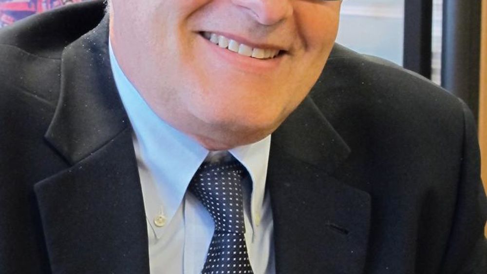 Michel Nalet, 55 ans, est directeur de la communication du groupe Lactalis depuis le 1er janvier 2011. Auparavant, il était directeur général au Moyen-Orient. Il est entré dans le groupe en 1990 après avoir travaillé pendant sept ans à l'Office du lait. 