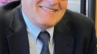 Michel Nalet, 55 ans, est directeur de la communication du groupe Lactalis depuis le 1er janvier 2011. Auparavant, il était directeur général au Moyen-Orient. Il est entré dans le groupe en 1990 après avoir travaillé pendant sept ans à l'Office du lait. Michel Nalet, 55 ans, est directeur de la communication du groupe Lactalis depuis le 1er janvier 2011. Auparavant, il était directeur général au Moyen-Orient. Il est entré dans le groupe en 1990 après avoir travaillé pendant sept ans à l'Office du lait.