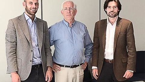 De droite à gauche, Thibaut Constant, directeur général d'AgTip, Jacques Mathieu, directeur général d'Arvalis et président d'AgTip, et Antoine Poupart, directeur général d'Agrosolutions. De droite à gauche, Thibaut Constant, directeur général d'AgTip, Jacques Mathieu, directeur général d'Arvalis et président d'AgTip, et Antoine Poupart, directeur général d'Agrosolutions.