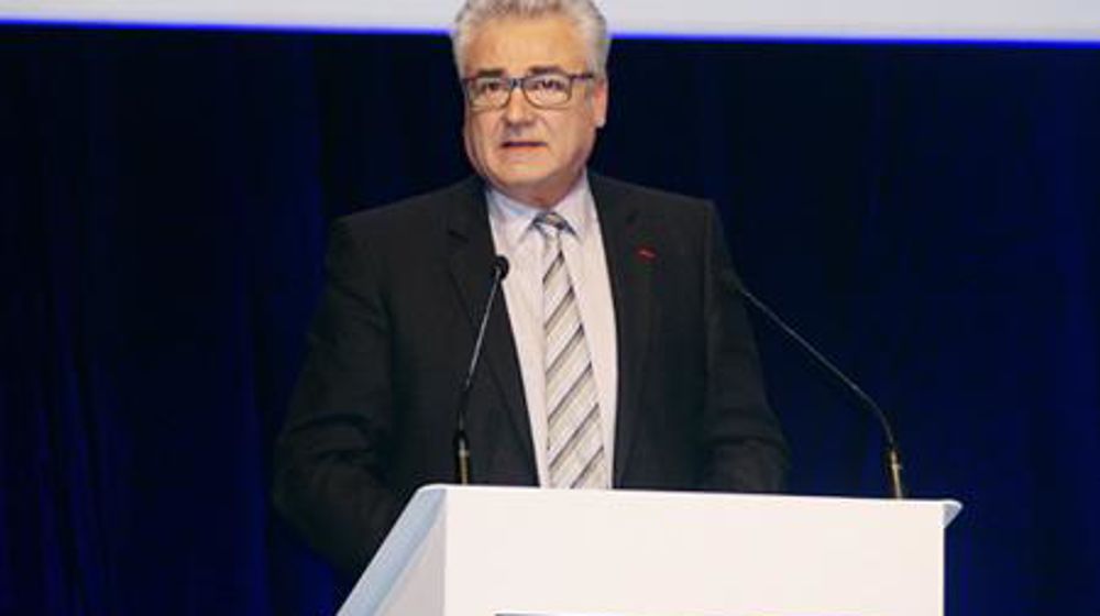 « Demain, c'est bien à travers leur double statut d'adhérent et d'actionnaire que les agriculteurs pourront assurer la pérennité de leur revenu », souligne Pascal Prot, président du Sicom, commandité de Vivescia Industries. © C. URVOY « Demain, c'est bien à travers leur double statut d'adhérent et d'actionnaire que les agriculteurs pourront assurer la pérennité de leur revenu », souligne Pascal Prot, président du Sicom, commandité de Vivescia Industries. © C. URVOY « Demain, c'est bien à travers leur double statut d'adhérent et d'actionnaire que les agriculteurs pourront assurer la pérennité de leur revenu », souligne Pascal Prot, président du Sicom, commandité de Vivescia Industries. © C. URVOY « Demain, c'est bien à travers leur double statut d'adhérent et d'actionnaire que les agriculteurs pourront assurer la pérennité de leur revenu », souligne Pascal Prot, président du Sicom, commandité de Vivescia Industries. © C. URVOY