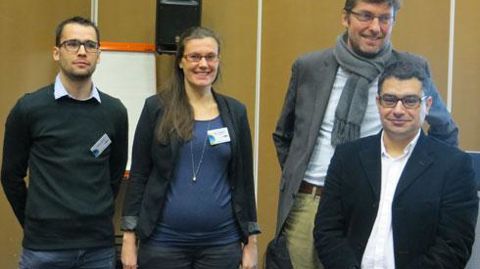 De gauche à droite : Antoine Pineau, ingénieur d'études agroenvironnementales, Meryll Pasquet, ingénieur projets pôle coopératives et Antoine Bonhomme, directeur R & D, tous trois chez InVivo AgroSolutions, et Benoît Chorro, coordinateur agriculture durable à la coopérative Coréa. © M. COISNE De gauche à droite : Antoine Pineau, ingénieur d'études agroenvironnementales, Meryll Pasquet, ingénieur projets pôle coopératives et Antoine Bonhomme, directeur R & D, tous trois chez InVivo AgroSolutions, De gauche à droite : Antoine Pineau, ingénieur d'études agroenvironnementales, Meryll Pasquet, ingénieur projets pôle coopératives et Antoine Bonhomme, directeur R & D, tous trois chez InVivo AgroSolutions, et Benoît Chorro, coordinateur agriculture durable à la coopérative Coréa. © M. COISNE De gauche à droite : Antoine Pineau, ingénieur d'études agroenvironnementales, Meryll Pasquet, ingénieur projets pôle coopératives et Antoine Bonhomme, directeur R & D, tous trois chez InVivo AgroSolutions,