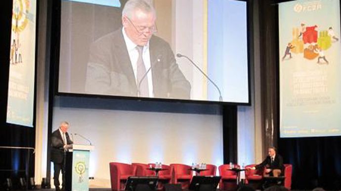 Frédéric Carré, PDG du négoce éponyme, et actuel président de la FNA et de la FC2A, est candidat à sa réélection pour la FC2A, mais pas pour la FNA. Les deux mandats se terminent début 2017. © M. COISNE Frédéric Carré, PDG du négoce éponyme, et actuel président de la FNA et de la FC2A, est candidat à sa réélection pour la FC2A, mais pas pour la FNA. Les deux mandats se terminent début 2017. © M. COISNE