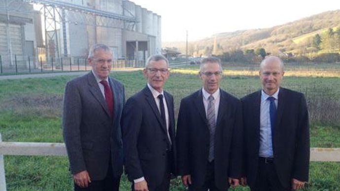 Etienne Henriot, président délégué d'Ynovae, Laurent Poncet, président, Germain Bour, responsable relation adhérents et Jean-Luc Billard, directeur général. Etienne Henriot, président délégué d'Ynovae, Laurent Poncet, président, Germain Bour, responsable relation adhérents et Jean-Luc Billard, directeur général.