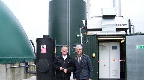 Jean-Yves Ménard (à gauche), associé et administrateur Terrena et Marcel Placet, vice-président, devant l'unité de micro-méthanisation, original par sa tour et moins énergivore, du projet du Gaec des Buissons qui sera présenté dans le cadre des Terrenales 2015. © A. MABIRE Jean-Yves Ménard (à gauche), associé et administrateur Terrena et Marcel Placet, vice-président, devant l'unité de micro-méthanisation, original par sa tour et moins énergivore, du projet du Gaec des Buissons qui sera présenté Jean-Yves Ménard (à gauche), associé et administrateur Terrena et Marcel Placet, vice-président, devant l'unité de micro-méthanisation, original par sa tour et moins énergivore, du projet du Gaec des Buissons qui sera présenté dans le cadre des Terrenales 2015. © A. MABIRE Jean-Yves Ménard (à gauche), associé et administrateur Terrena et Marcel Placet, vice-président, devant l'unité de micro-méthanisation, original par sa tour et moins énergivore, du projet du Gaec des Buissons qui sera présenté