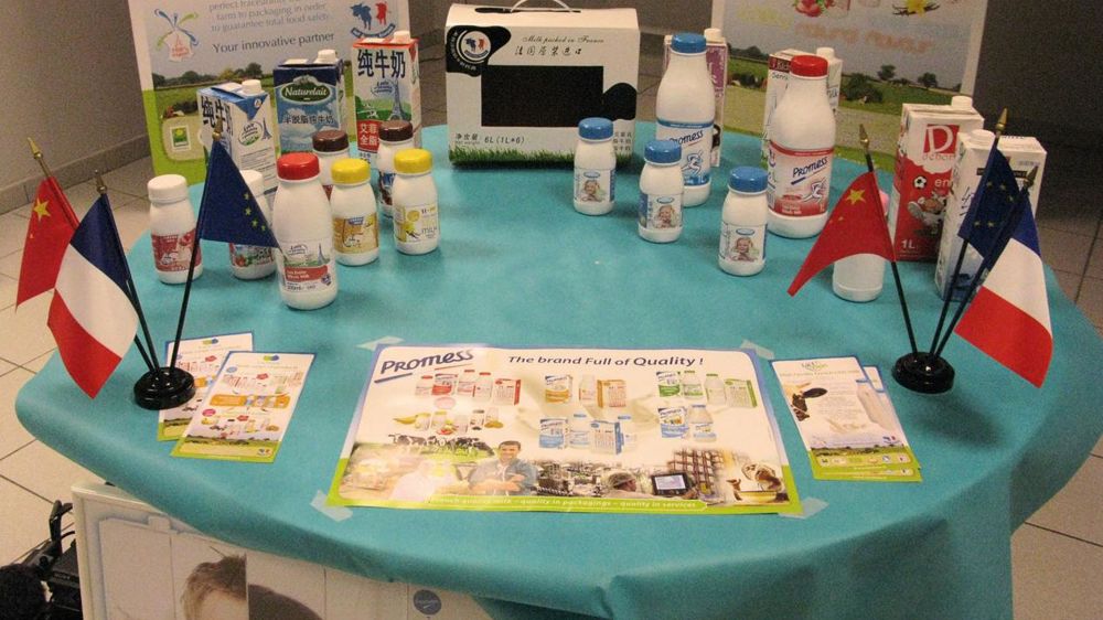 Le développement à l'export se fait surtout avec de la brique UHT en raison du transport en containers, au départ de Gand, en Belgique, et du Havre. 