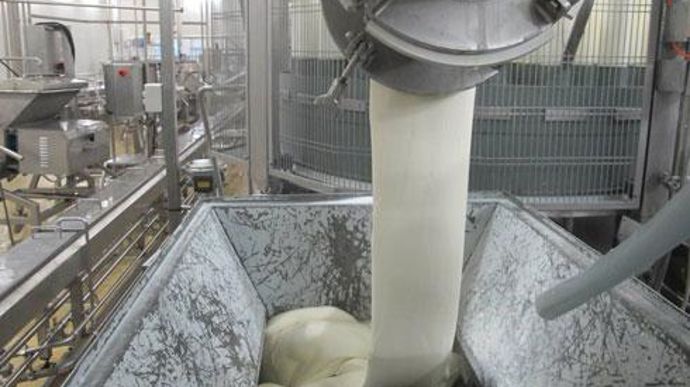 Des travaux de rapprochement entre les deux groupes coopératifs se poursuivent, mais dans une version allégée portant sur les fromages ingrédients (ici, l'usine de Luçon d'Eurial). © F. BIAGGINI Des travaux de rapprochement entre les deux groupes coopératifs se poursuivent, mais dans une version allégée portant sur les fromages ingrédients (ici, l'usine de Luçon d'Eurial). © F. BIAGGINI