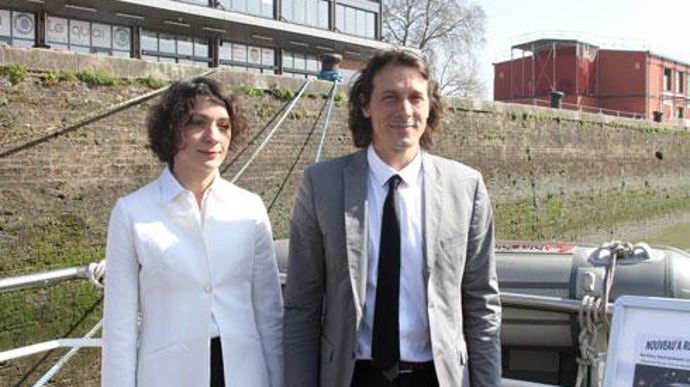 Claire Beuzelin actionnaire de l'entreprise familiale et son frère Florent Beuzelin, président directeur général du négoce. © C. MICHEL Claire Beuzelin actionnaire de l'entreprise familiale et son frère Florent Beuzelin, président directeur général du négoce. © C. MICHEL