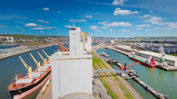 L'objectif est de doubler en deux ans l'activité de la filiale Magestiv, et d'optimiser l'approvisionnement en train complet des silos portuaires. © SÉNALIA 