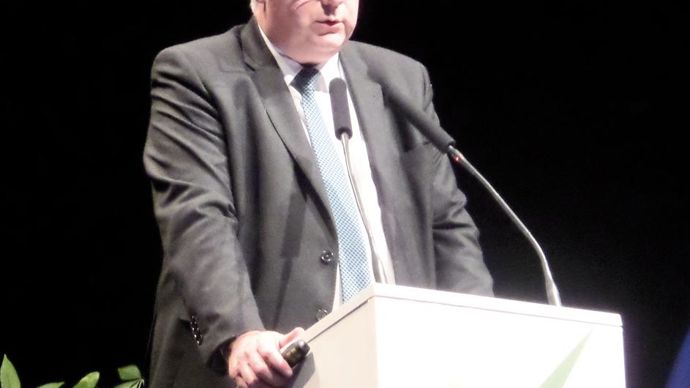 Lors de l'AG de Valfrance, Denis Simon, directeur général, a présenté la nouvelle structure commune avec Agora, Easi'nov.M. COISNE