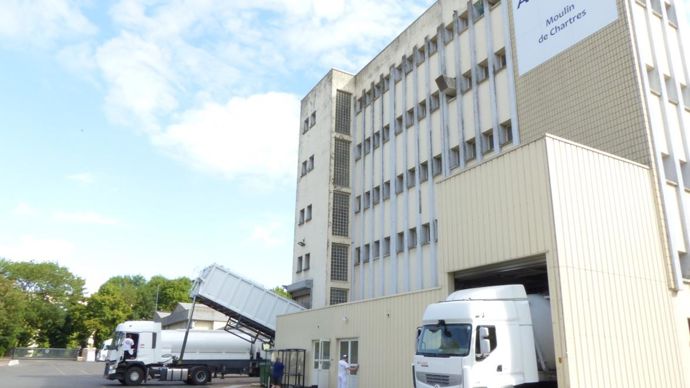 À Chartres, la moitié des postes devrait être supprimée et l'autre moitié serait repositionnée sur d'autres sites.R. FOURREAUX