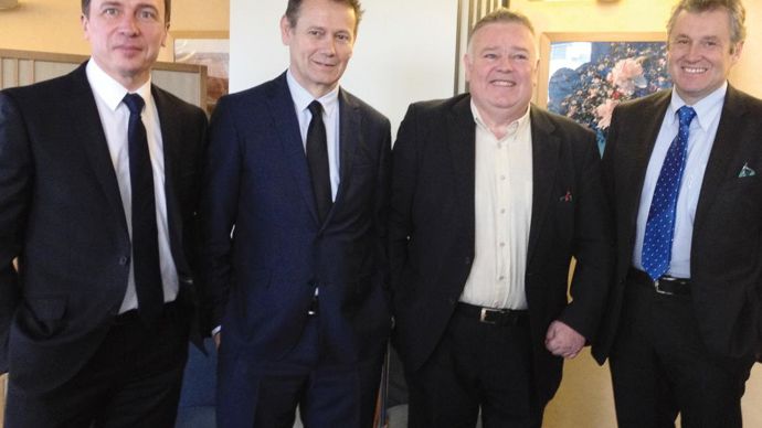 Frédéric Guyot (à gauche), directeur marketing et achats de Gamm vert, Jean-Pierre Dassieu, DG de Gamm vert et du pôle grand public d'InVivo, Alain Jolliet, DG de Nalod's et Thierry Blandinières, DG d'InVivo.H. LAURANDEL