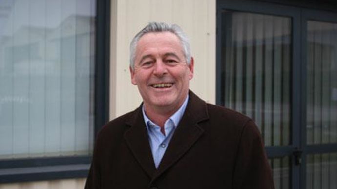 Frédéric Carré, PDG du Groupe Carré : « Il est important pour les agriculteurs, de réduire leurs coûts de production. Nous sommes dans un marché mondialisé, si nous voulons exporter, il faut se rapprocher de coûts de production en phase avec les cours mondiaux. » © B. CAILLIEZ Frédéric Carré, PDG du Groupe Carré : « Il est important pour les agriculteurs, de réduire leurs coûts de production. Nous sommes dans un marché mondialisé, si nous voulons exporter, il faut se rapprocher de coûts de produ