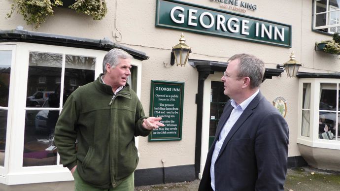 « Nous sommes très sensibles aux économies sur l'achat des intrants, mais assurons nous-mêmes la valorisation de notre collecte », précise Tim Breitmeyer, président de la puissante Country Land Association, lors d'une rencontre avec Didier Nedelec d'ODA, en mars dernier.C. DEQUIDT