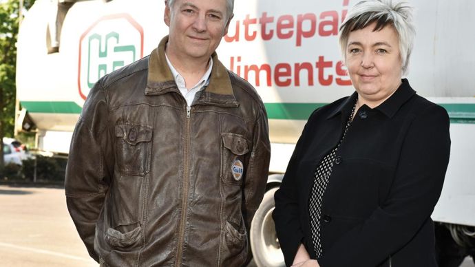 Jean-Yves Hardy et Valérie Rogriguez en sont convaincus : « La sécurité des livraisons ne doit pas rester entre les mains de la seule direction, mais elle doit devenir l'affaire de tous, responsable logistique, chauffeurs, technico-commerciaux, comme éleveurs. »C. FAIMALI