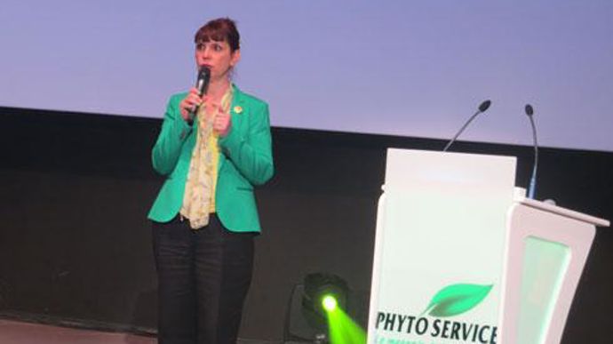 Laurence Gosseaume, PDG, a dévoilé le nouveau service du négoce : Go'Drone Précision, avec Airinov. © M. COISNE Laurence Gosseaume, PDG, a dévoilé le nouveau service du négoce : Go'Drone Précision, avec Airinov. © M. COISNE