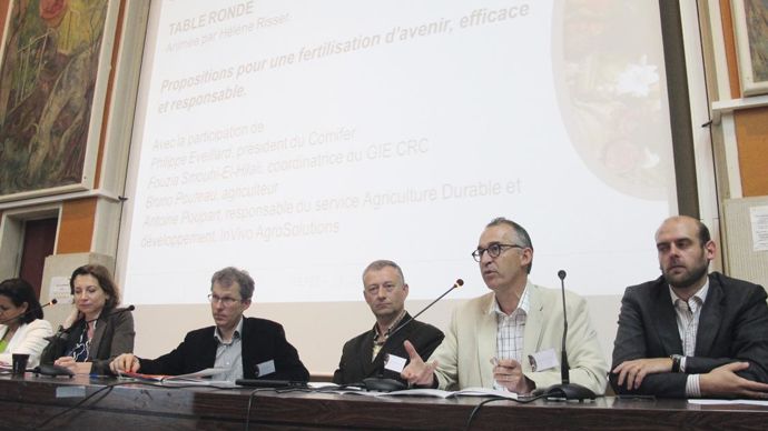 Pour sa première apparition publique, le cercle de réflexion spécialisé dans la fertilisation azotée vient d'éditer un ouvrage qui propose des solutions pour concilier efficacité économique et responsabilité environnementale.R. FOURREAUX