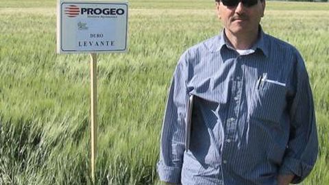Loredano Poli, directeur commercial, chez Progeo. « Sans ce contrat-cadre, les agriculteurs n'y auraient rien gagné. »PROGEO